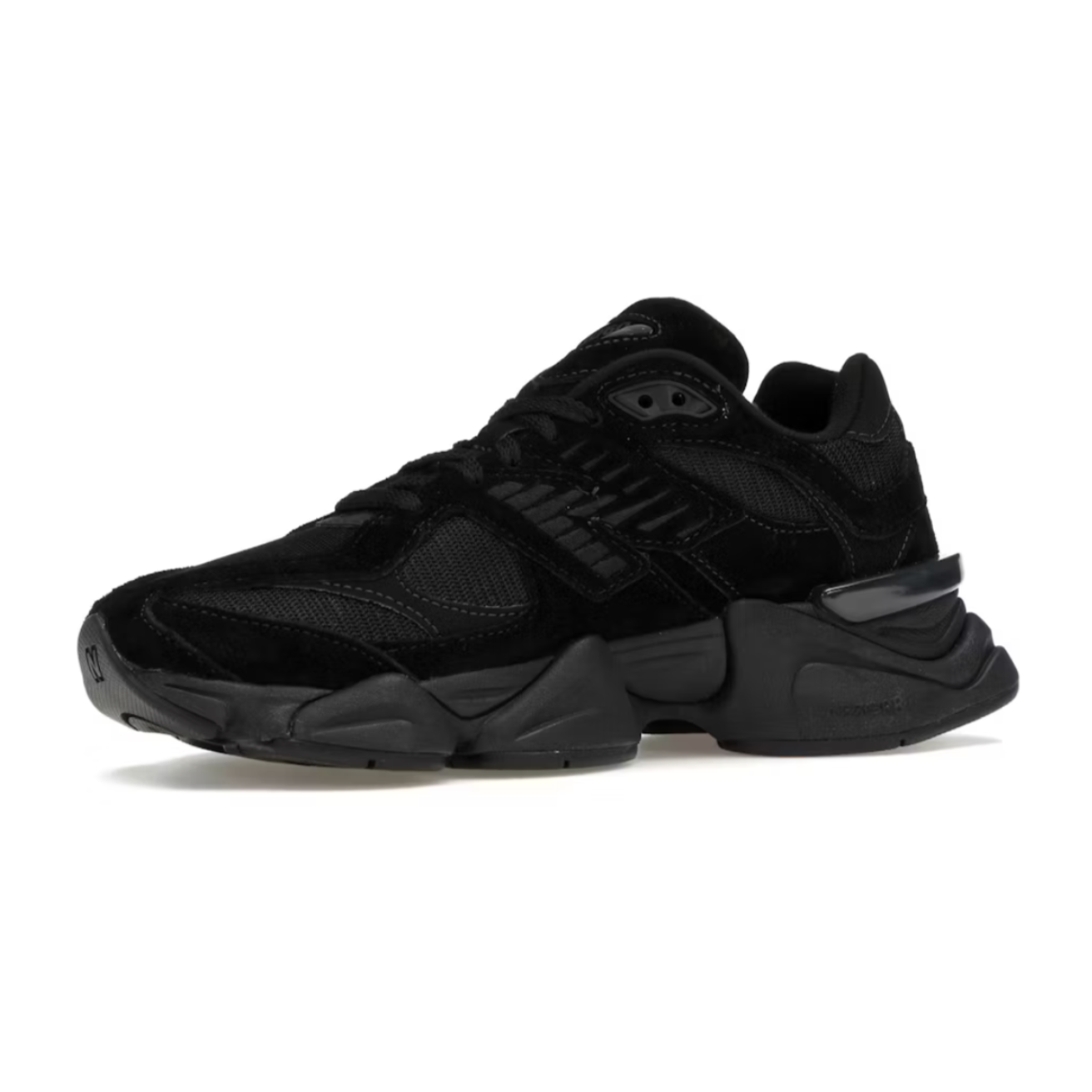 9060 TRIPLE BLACK